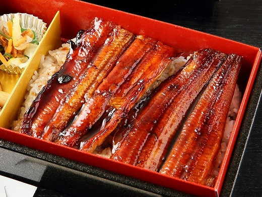 三河一色うなぎ蒲焼2尾、白焼き2尾(中サイズ)肝焼き付き・F019-28 鰻や 福きたる 国産 愛知県産 西尾市産 西尾市一色産 鰻 ウナギ 肝付き タレ付き 山椒付き 頭付き 自家製無添加だれ おかず グルメ 総菜 惣菜