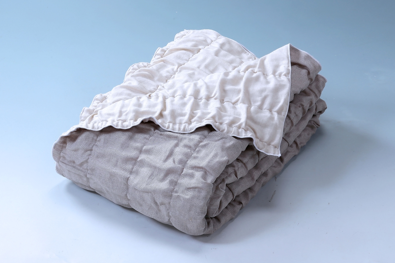 【やさしく伸びて身体にフィット】リネンのびのびガーゼケット（亜麻色）_【G0456】