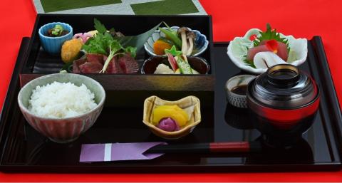 ホテル三河海陽閣内 レストラン「葵」日帰り 昼食利用券12,000円分_【G0443】