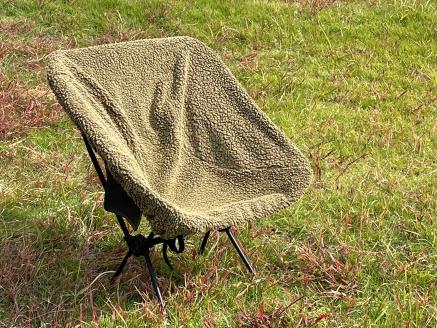 赤外線を吸収して暖かくなる難燃ボアのチェアカバーSサイズ_カーキー【G0512】 カーキー S