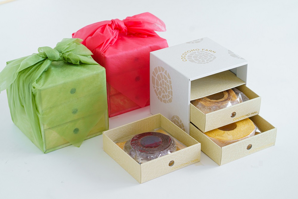 自家製生米粉100%のしっとりバウムクーヘンが人気　ココトモBOX　CA-01｜バウムクーヘン お米 米粉 ソフト 玄米 白米 ブラウニー セット 詰め合わせ スイーツ デザート ココトモ プチギフトバームクーヘン ヘルシー グルテンフリー愛知 尾張