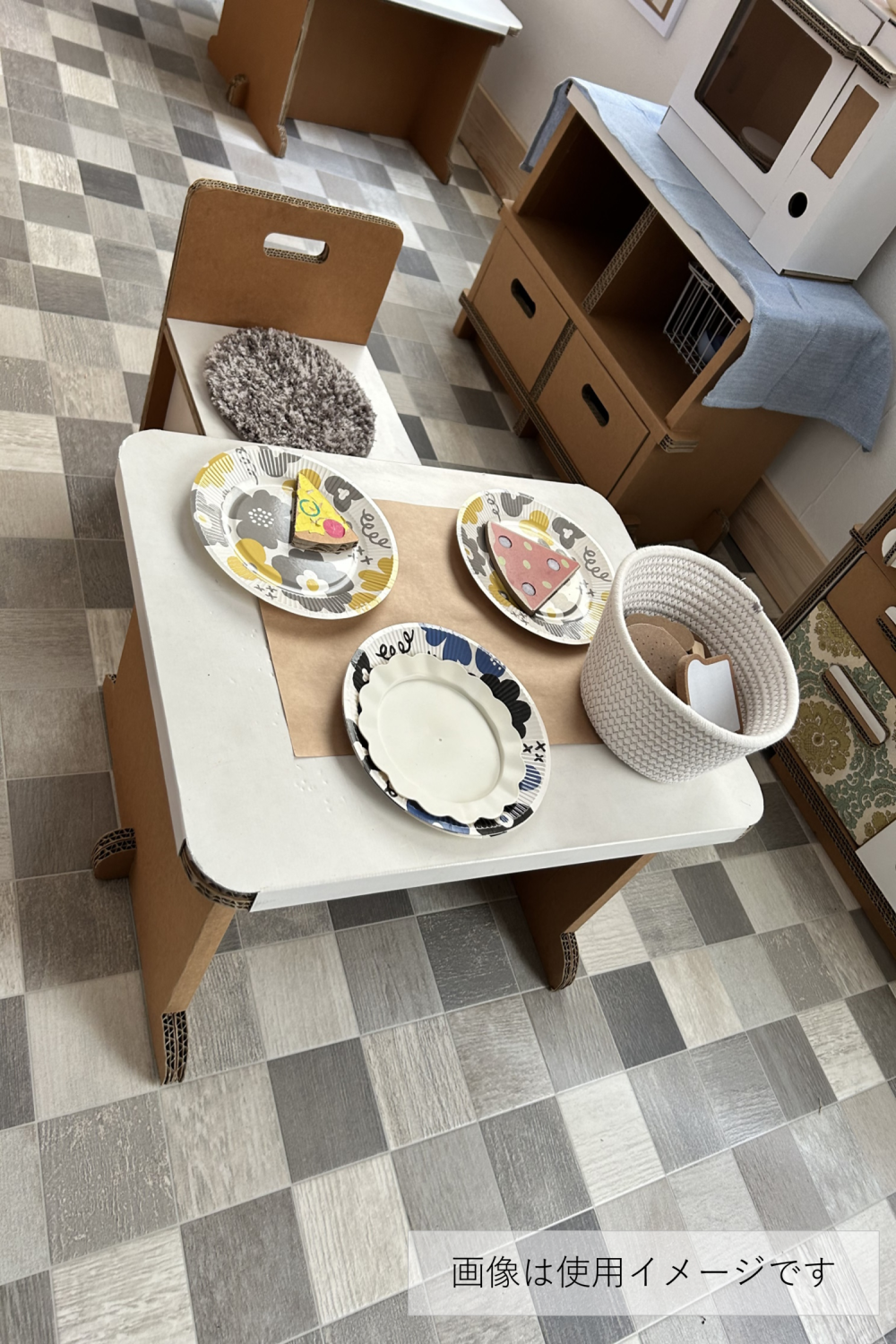 【ダンボール家具・トイ】ダンボールこどもつくえ&ちびっこスツール｜つくえ 椅子 おままごと おもちゃ 子ども 遊具 遊び 室内遊び かわいい