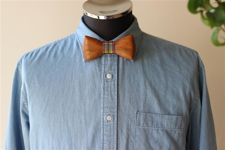 【一点物：ハンドメイド】オリジナル木製蝶ネクタイ（真桜）｜ パーティ イベント 入園式 卒園式 蝶ネクタイ ネクタイ メンズ 日本製 木製 新郎 蝶タイ お色直し 披露宴 お祝い 記念日 記念撮影 ファッション おしゃれ 小物