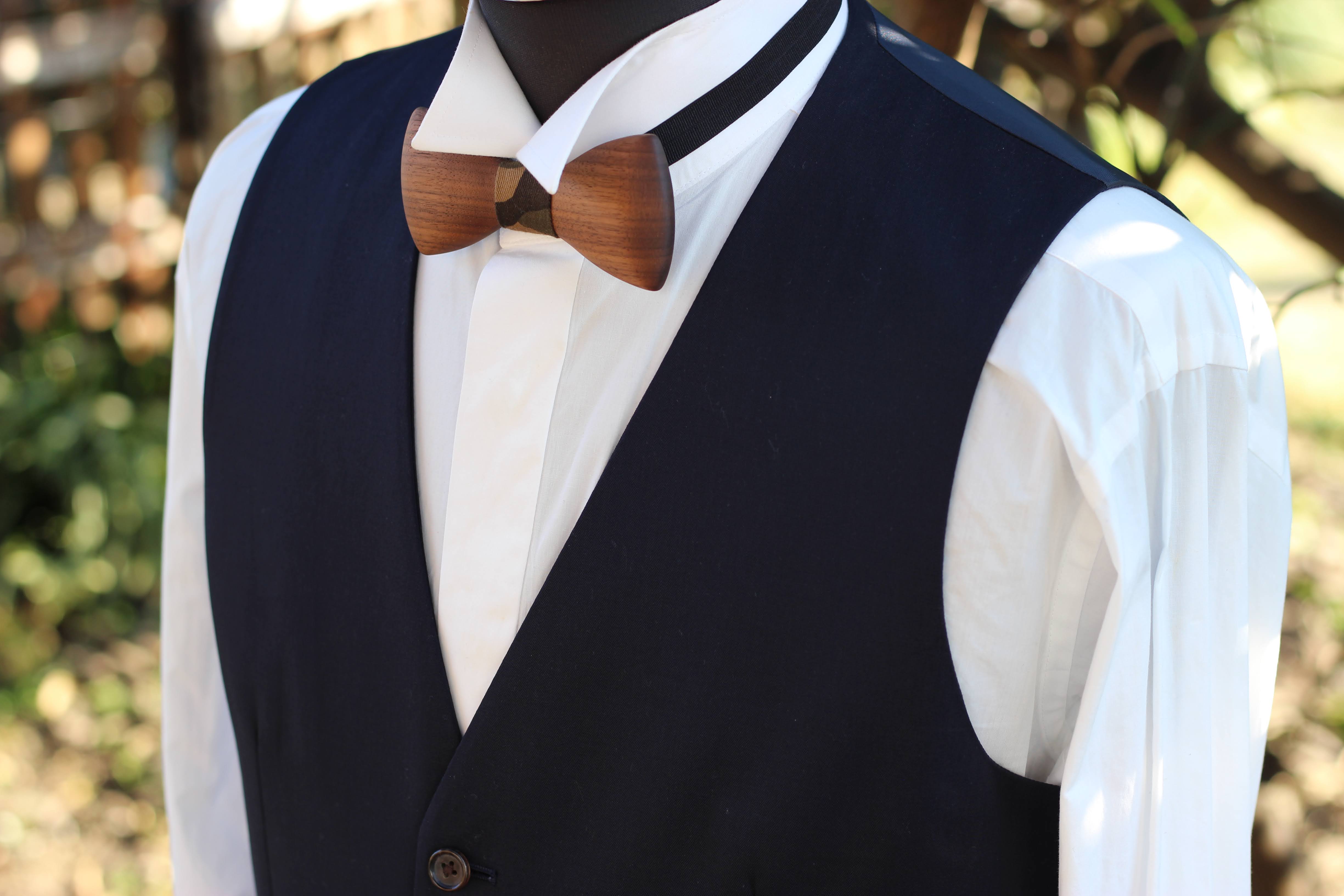 【一点物：ハンドメイド】オリジナル木製蝶ネクタイ（ウォールナット） ｜ パーティ イベント 入園式 卒園式 蝶ネクタイ ネクタイ メンズ 日本製 木製 新郎 蝶タイ お色直し 披露宴 お祝い 記念日 記念撮影 ファッション おしゃれ 小物