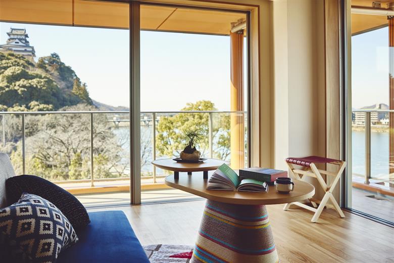 【ホテルインディゴ 犬山有楽苑】有楽苑スイートご宿泊ペア招待券（朝食付き） | ペア宿泊券 2名分 朝食付き ホテル 露天風呂 高級 宿泊 休暇 国宝 犬山城 如庵 有楽苑 愛知 岐阜 尾張 名古屋 温泉宿泊 旅行 観光 宿泊 宿泊券 チケット 愛知県