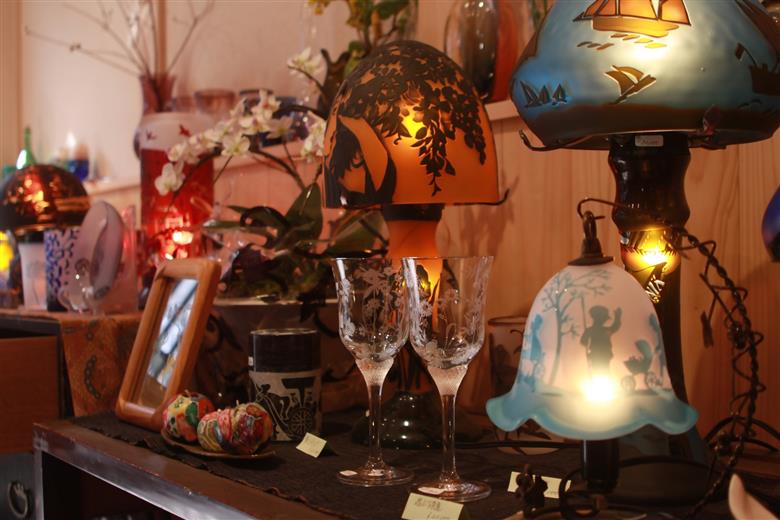 サンドブラスト体験（ガラス彫刻）チケット（おしゃれ体験レッスン）｜ガラス彫刻 ガラス オリジナル サンドブラスト 体験 犬山城下町 思い出 犬山城 犬山 城 おみやげ プレゼント 贈り物 贈答 春休み 夏休み 冬休み 観光 土産 みやげ 記念 愛知県 岐阜県 名古屋