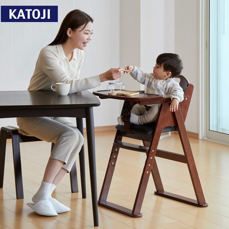 木製ワイドハイチェア ステップ切り替え（アジャスター付）（ブラウン）｜カトージ KATOJI 子ども 赤ちゃん 幼児 椅子 ブランド 子育て 家具 おしゃれ かわいい 折りたたみ ハイチェア キッズチェア チャイルドチェア 木製 子供用 ブラウン