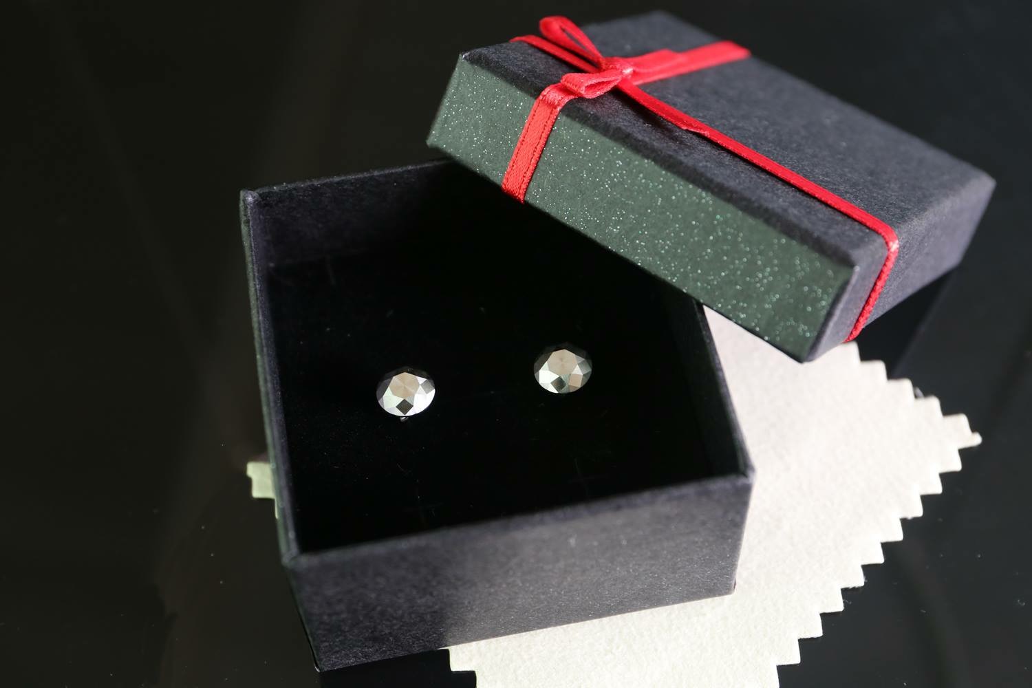 犬山ブランド ダイヤモンドピアス（ステンレス製）｜ ステンレス 金属加工 ピアス アクセサリー プレゼント おしゃれ 身だしなみ エイト工業