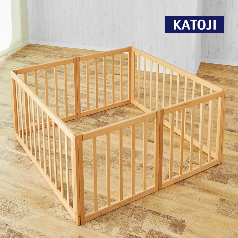 木製折りたたみベビーサークル（ナチュラル）｜カトージ KATOJI ブランド 子育て ベビー用品 赤ちゃん 子ども 子供 サークル ベビーサークル ベビー かわいい 木製 家具 天然木 ナチュラル 折り畳み 折りたたみ 折畳