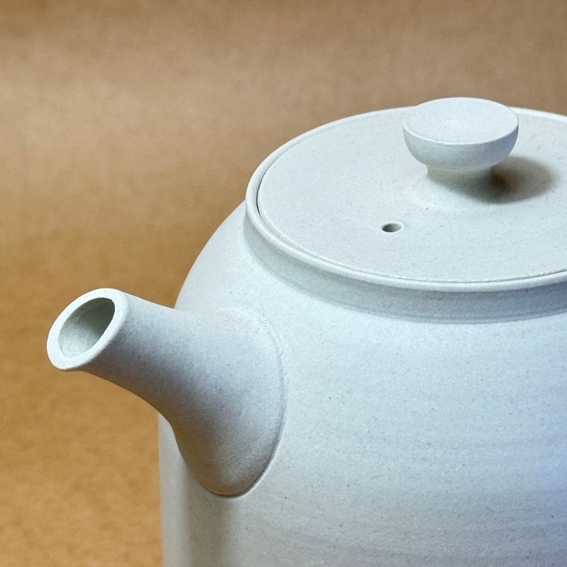 chanomaⅡ 白泥急須　6-404｜陶器 やきもの 焼き物 手作り 伝統工芸品 工芸品 茶器 茶道具 急須 常滑焼 日本六古窯 キッチン用品 日用品 食器 雑貨 ティーポット 日本茶 緑茶 丸よ小泉 日本製 愛知県 常滑市