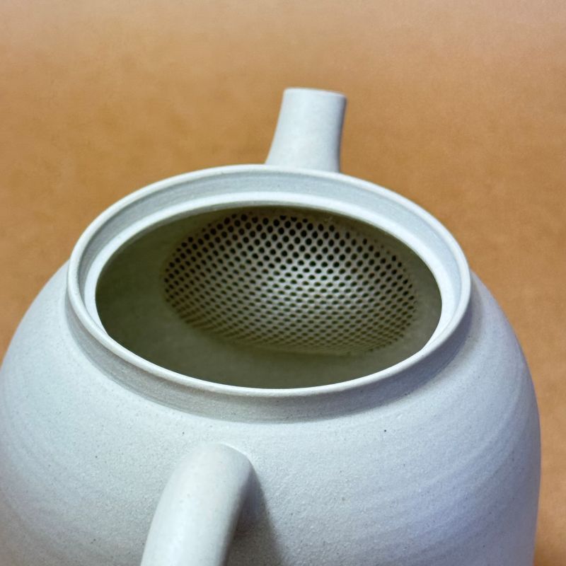 chanomaⅡ 白泥急須　6-404｜陶器 やきもの 焼き物 手作り 伝統工芸品 工芸品 茶器 茶道具 急須 常滑焼 日本六古窯 キッチン用品 日用品 食器 雑貨 ティーポット 日本茶 緑茶 丸よ小泉 日本製 愛知県 常滑市