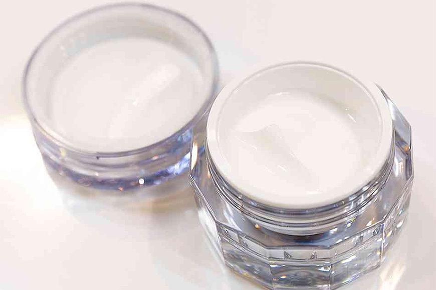 プリエクラ クリームW 27g　スギ薬局プライベートブランド