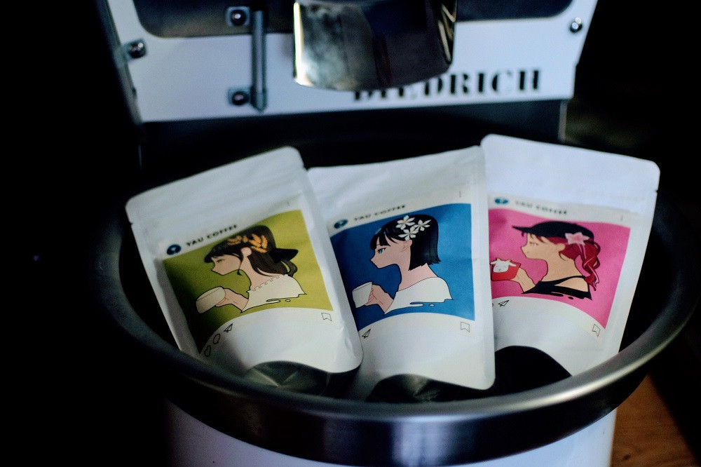 【3種類の多幸感スペシャルティコーヒー】「花三色 スペシャルティーコーヒー豆セット」( 3種類×各100ｇ 合計 3袋(豆))