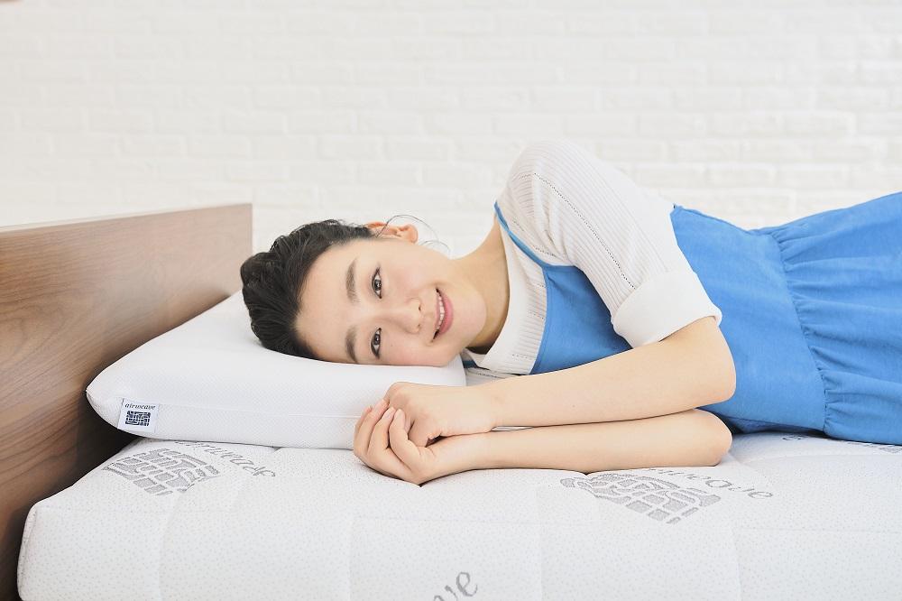 エアウィーヴ 02  ダブル　マットレス マットレスパッド 洗える 高反発 / ギフト 贈り物 プレゼント 祝い 内祝い 誕生日 記念日 お土産 父 母 敬老 お中元 お歳暮