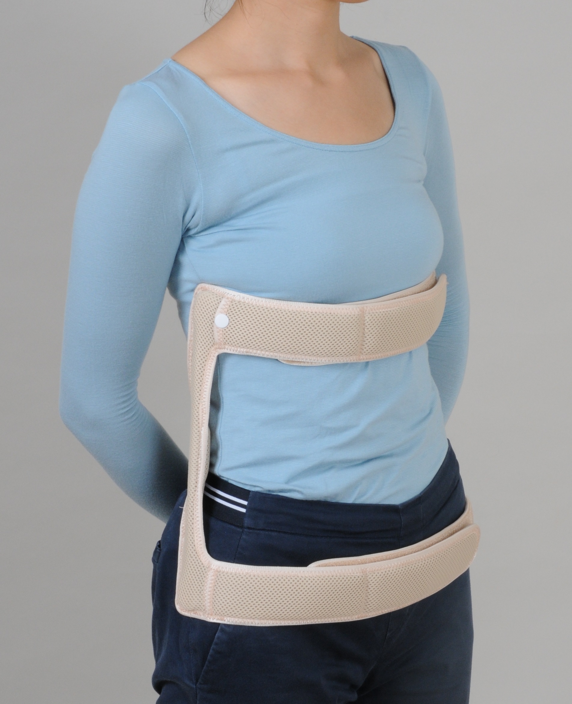 形状記憶合金だからできた、新しい装具「夢の腰サポーター」