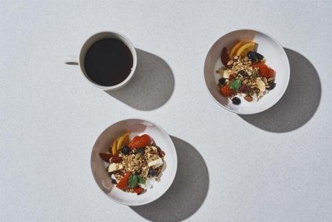 3ヶ月定期便｜パティシエ監修 蜂蜜バター・グラノーラ 480g（120g×4P）とブレンドコーヒー400g（200g×2P）｜3回分