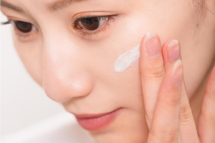 プリエクラ UVクリア デイエッセンス 30g　スギ薬局プライベートブランド