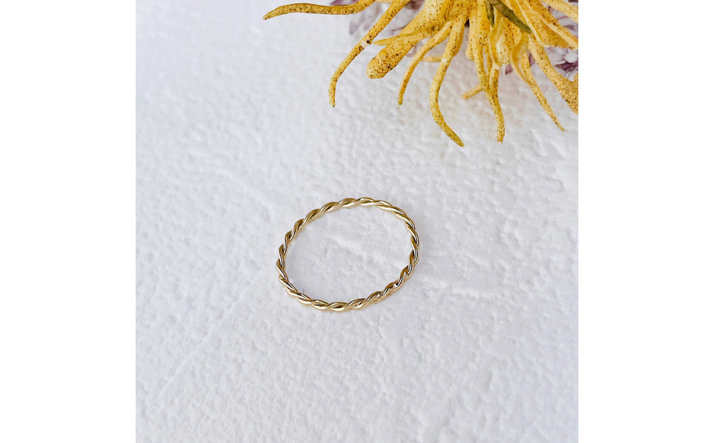 K10 ねじねじリング（ハンドメイド）【サイズ：8号】