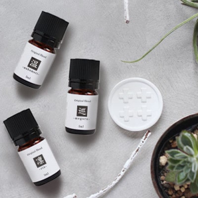 ease12ヶ月のブレンドオイル(5ml×3本)凛・温・巡+アロマストーンMONOセット【配送不可地域：沖縄県】