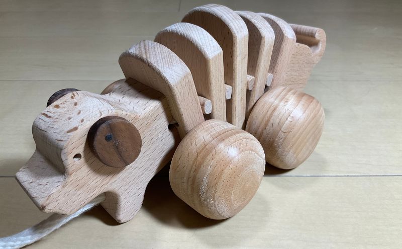 手作り木のおもちゃ　お散歩ワンちゃん