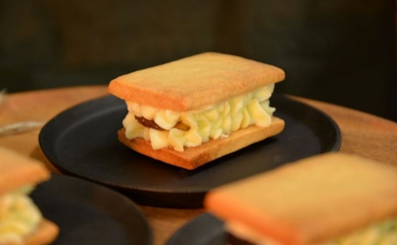 干しぶどうバターサンド6個入（3種類×2個）