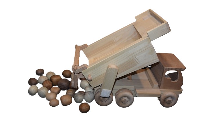 手作り木のおもちゃ　ダンプカー