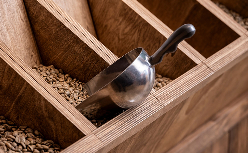 【YANAKA COFFEE】赤池ブレンド500ｇコーヒー豆（粉-中挽き） 珈琲 コーヒー 粉 自家焙煎 オリジナルブレンド ブラジル コロンビア エチオピア プライムツリー 赤池 限定 日進市