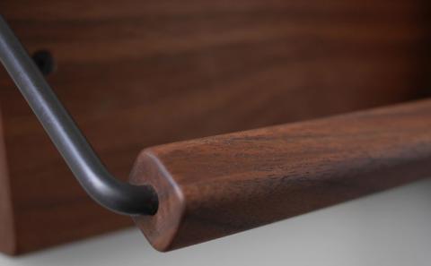 Sneaker wall スニーカーウォール  SW-450WN ウォールナット（おおよそ2足収納 ウォルナット無垢材 壁掛け 木製 シューズラック スリッパラック）【配達不可：沖縄・離島】