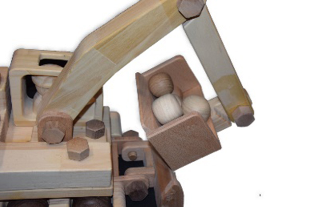 手づくり木のおもちゃ  ショベルカー