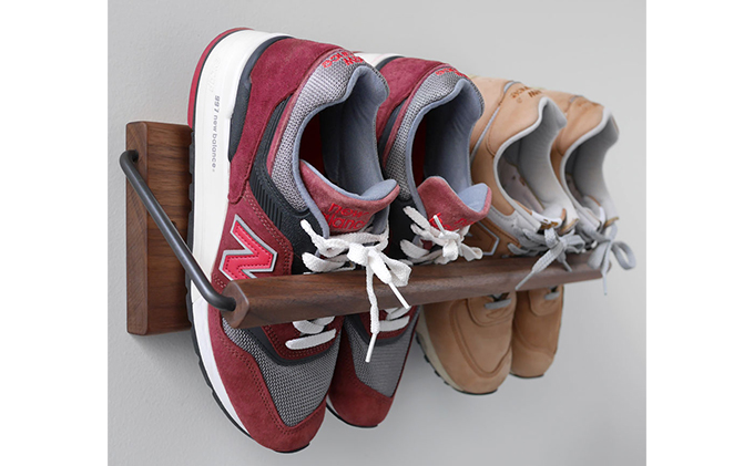 Sneaker wall スニーカーウォール  SW-450WN ウォールナット（おおよそ2足収納 ウォルナット無垢材 壁掛け 木製 シューズラック スリッパラック）【配達不可：沖縄・離島】