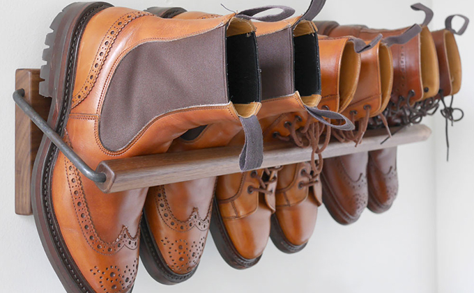 Sneaker wall スニーカーウォール  SW-680WN ウォールナット（おおよそ3足収納 ウォルナット無垢材 壁掛け 木製 シューズラック スリッパラック）【配達不可：沖縄・離島】