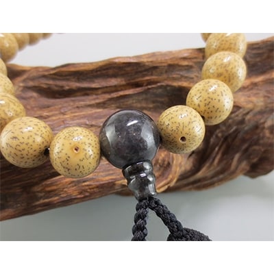 男性用数珠(念珠)　星月菩提樹　　黒翡翠仕立　正絹黒房　桐箱入