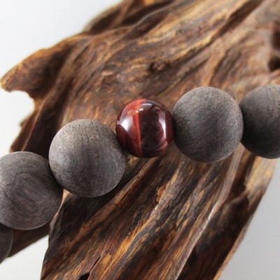 数珠　男性用　『黒檀・赤虎目石仕立』　素挽き　正絹房　桐箱入