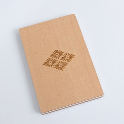 伝統と現代が融合した、美しい和モダンデザインの御朱印帳「菱菊」 1冊　愛知県北名古屋市製