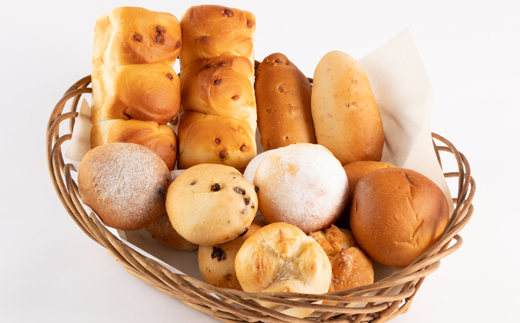 ふわふわもちもち手ごね自家製パン詰め合わせセット A　冷凍便【配送不可地域：離島】