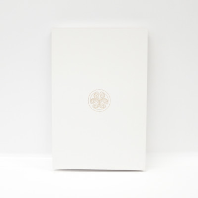 名古屋城をモチーフにシンプルに仕立てた御城印帳 1冊　愛知県北名古屋市製