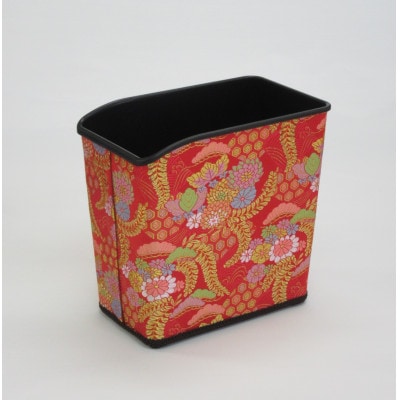 【山田人形店】愛知県北名古屋市　和室にぴったりなおしゃれな西陣織金襴小物入れ　赤地　1個