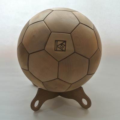 木製サッカーボール(ホオノキ)