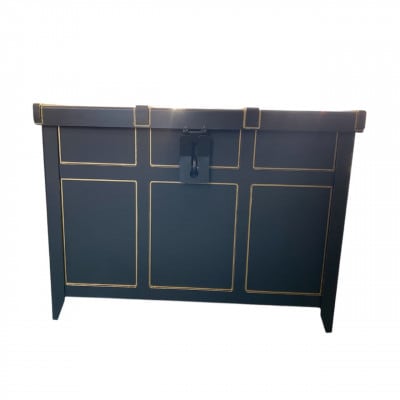 『焼却炉の鈴木工業』　鉄製　宝箱