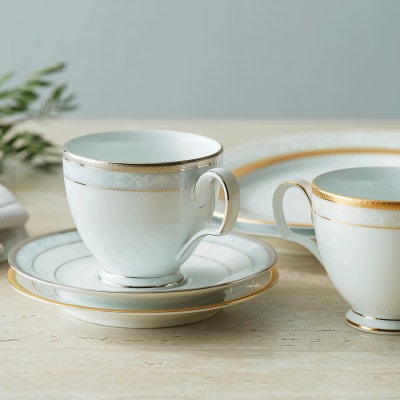 ノリタケ【ハンプシャープラチナ】カップ＆ソーサー