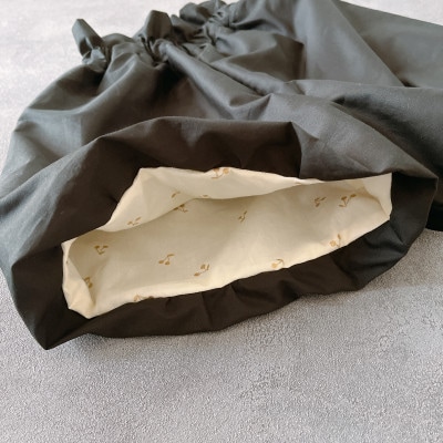 ベビー袴 80 SIZE 雲取り文様×黒色の袴