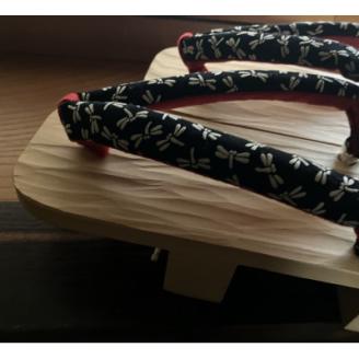 郡上踊り　踊り下駄　槍鉋(やりかんな)下駄　女性用Mサイズ　鼻緒/トンボ