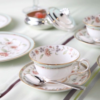 ノリタケ【プリムローズ】カップ＆ソーサーペア