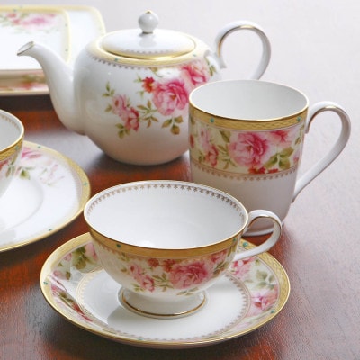 ノリタケ【ハートフォード】カップ＆ソーサー