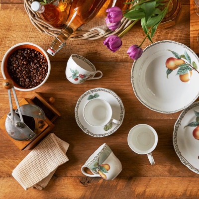 ノリタケ【オーチャードガーデン】カップ＆ソーサー