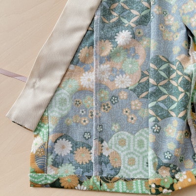 ベビー袴 80 SIZE 雲取り文様×黒色の袴