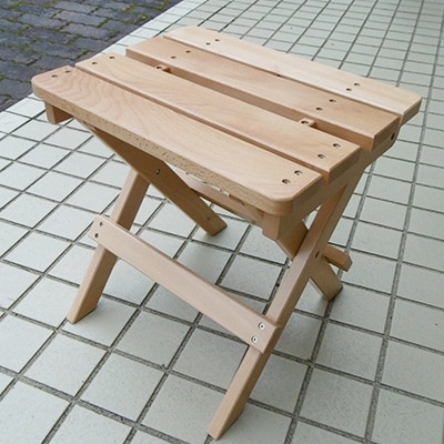 折りたたみ椅子　ビーチ(名古屋刑務所製造)A型