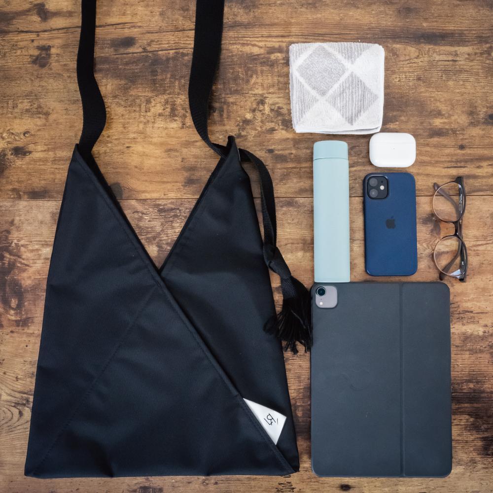 【利き手を選ばないショルダートート】　Niji【S】　Super water repellent｜人気バッグ おすすめトート［ ショルダートート Niji Sサイズ Super water repellent 撥水加工 軽量 バッグ トート 人気 おすすめ ギフト プレゼント お取り寄せ 通販 送料無料 ふるさと納税 ］