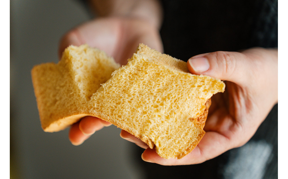 西尾の極上抹茶を使用したしっとりふわふわの米粉しふぉんケーキ［ 西尾産抹茶 米粉シフォンケーキ 抹茶スイーツ 国産材料 甜菜糖 グルメ おいしい 人気 おすすめ ギフト プレゼント お取り寄せ 通販 送料無料 ふるさと納税 ］