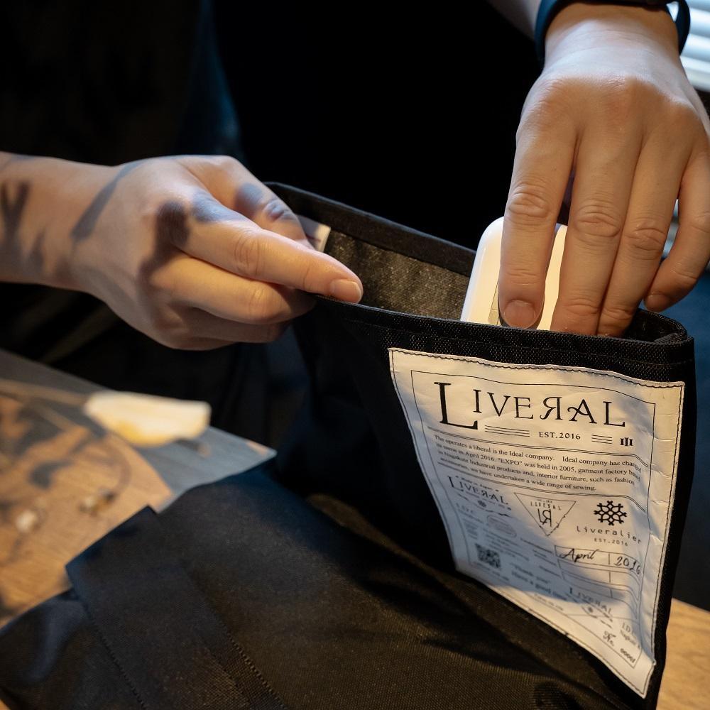 財布代わりのショルダーバッグ　Jyabora　Parafin canvas